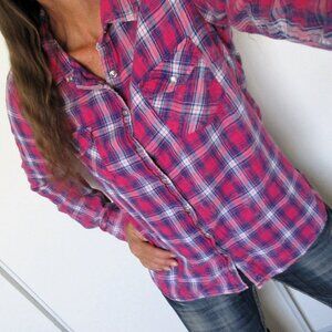 LOVESTITCH Top Size Large Pink Plaid Button-Up Shirt